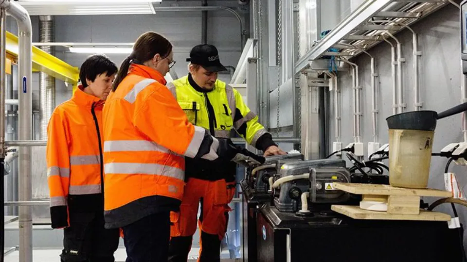 Technical fields as frontrunners in adopting sustainable practices Industrial engineer