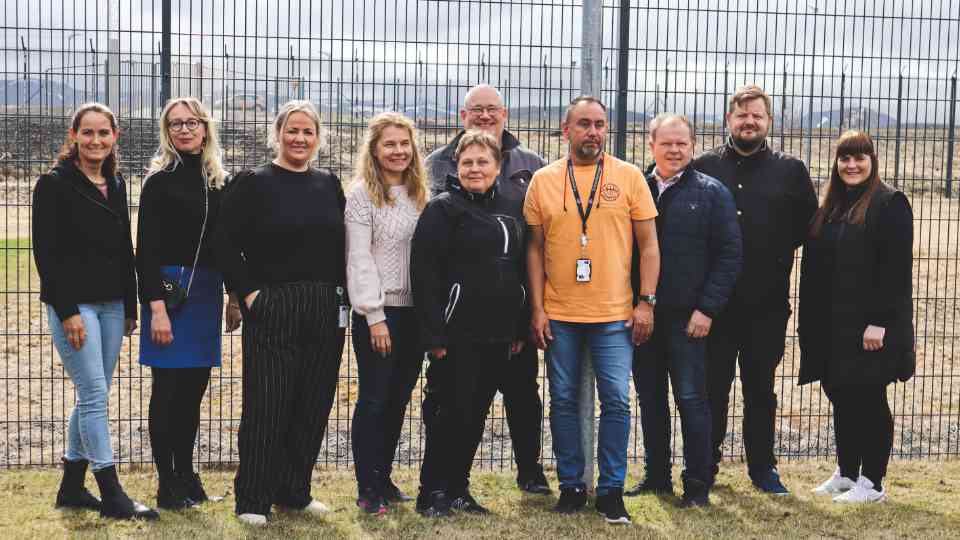 Arbeidsgruppen besøker fengselet i Reykjavik: Fra venstre: Heidi Carstensen, Satu Rahkila, Auður Guðmundsdóttir, Renja Kirsi, Susann Lindahl-Holmberg, Svante Hellman, Stefan Müller, Oddvar Haaland, Rory Volsted Willis Rick og Bryndís Jónsdóttir. Arbeidsgruppen besøker fengselet i Reykjavik: Fra venstre: Heidi Carstensen, Satu Rahkila, Auður Guðmundsdóttir, Renja Kirsi, Susann Lindahl-Holmberg, Svante Hellman, Stefan Müller, Oddvar Haaland, Rory Volsted Willis Rick og Bryndís Jónsdóttir.